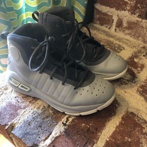 Steph Curry Under Armour preschool size 2Y
